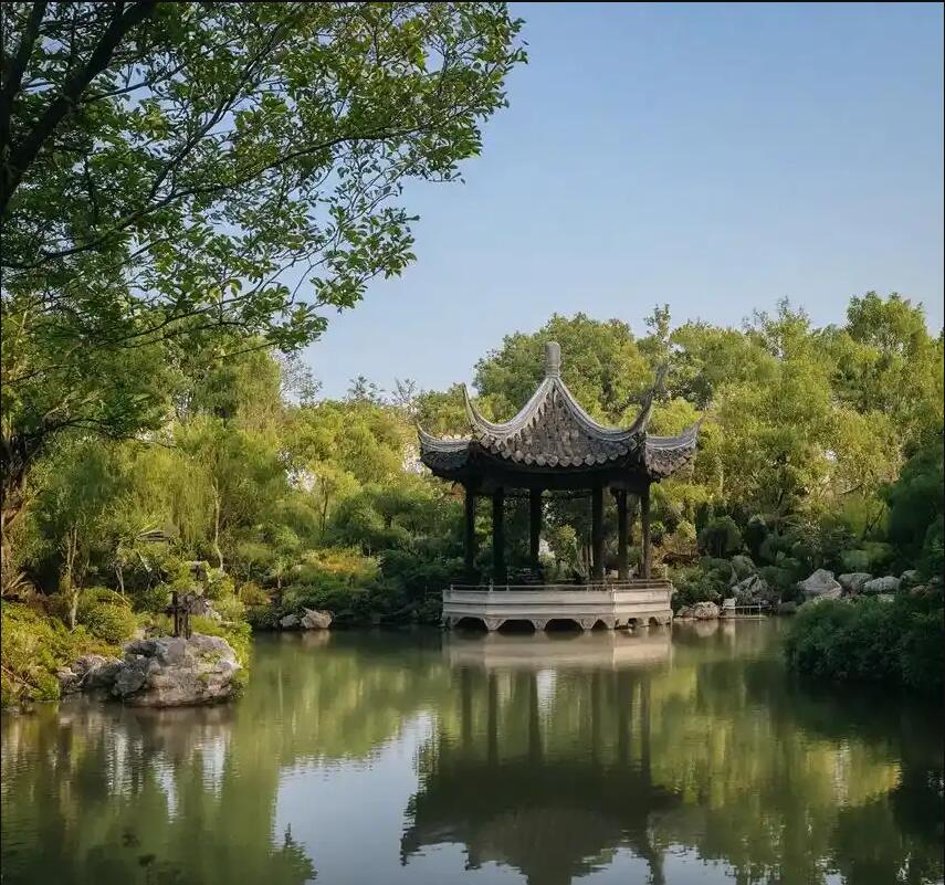 马鞍山搁浅餐饮有限公司